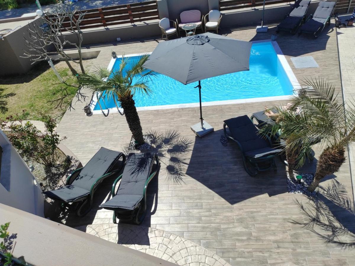 Maia Luxury Pool Villa อาฟานโท ภายนอก รูปภาพ