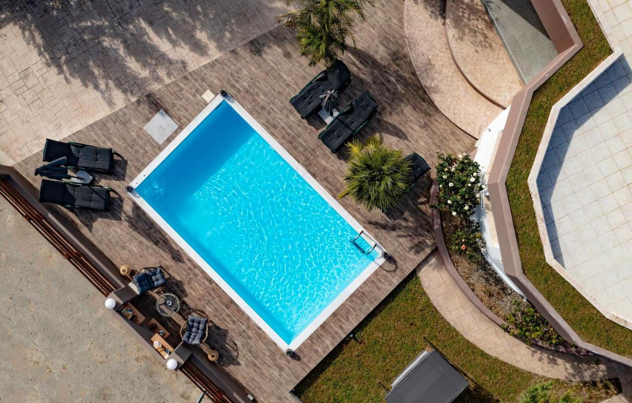 Maia Luxury Pool Villa อาฟานโท ภายนอก รูปภาพ